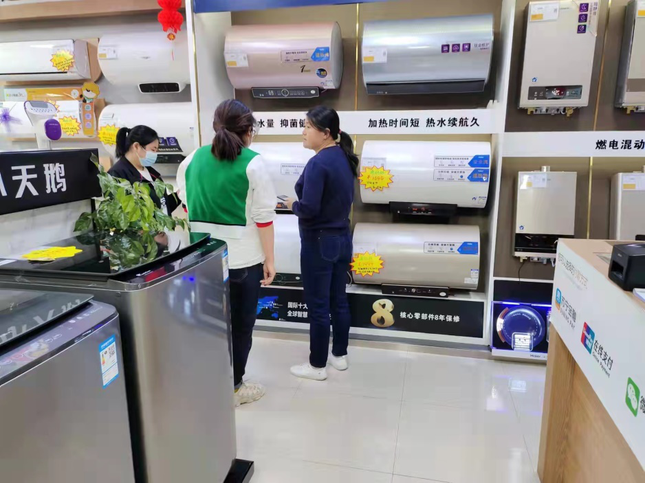 小镇里的家电女强人：25年，产品是我最大的底气